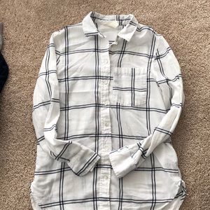 H&M Long sleeve button shirt